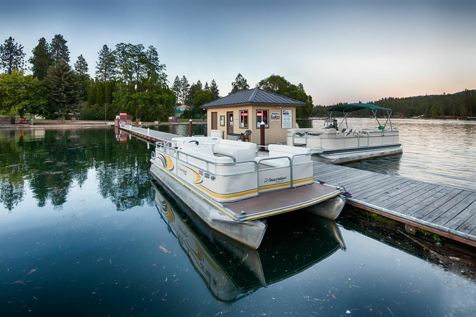 Red Lion Templin'S Hotel On The River Пост Фолс Екстериор снимка